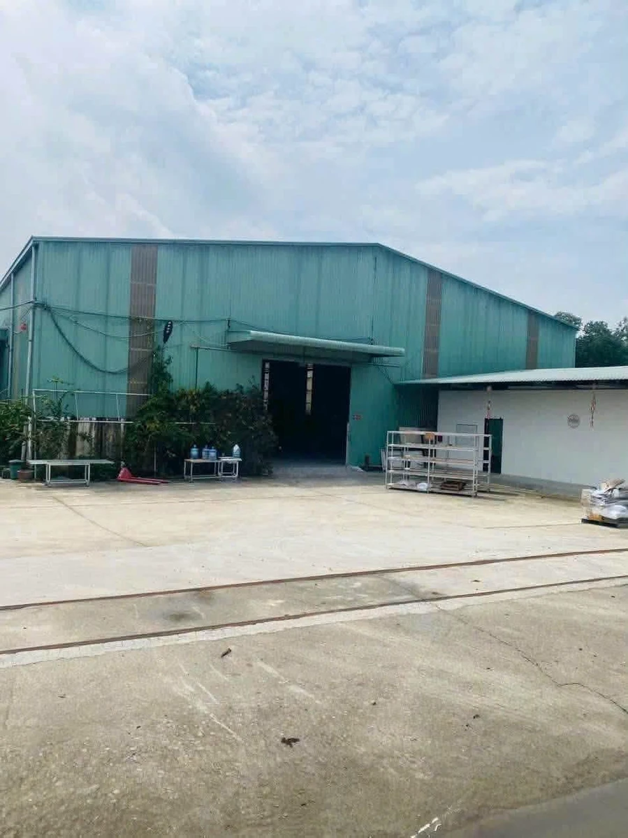 Cho thuê xưởng 4.000m² Tân Uyên Bình Dương 240tr/tháng - Ảnh thu nhỏ 2