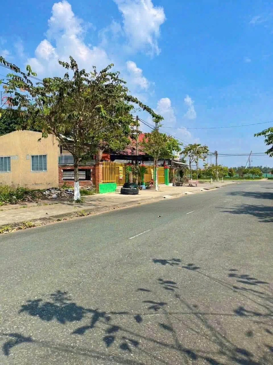 Bán nền đất KCN Giao Long Bến Tre 120m², giá 1 tỷ 180 triệu - Ảnh 1