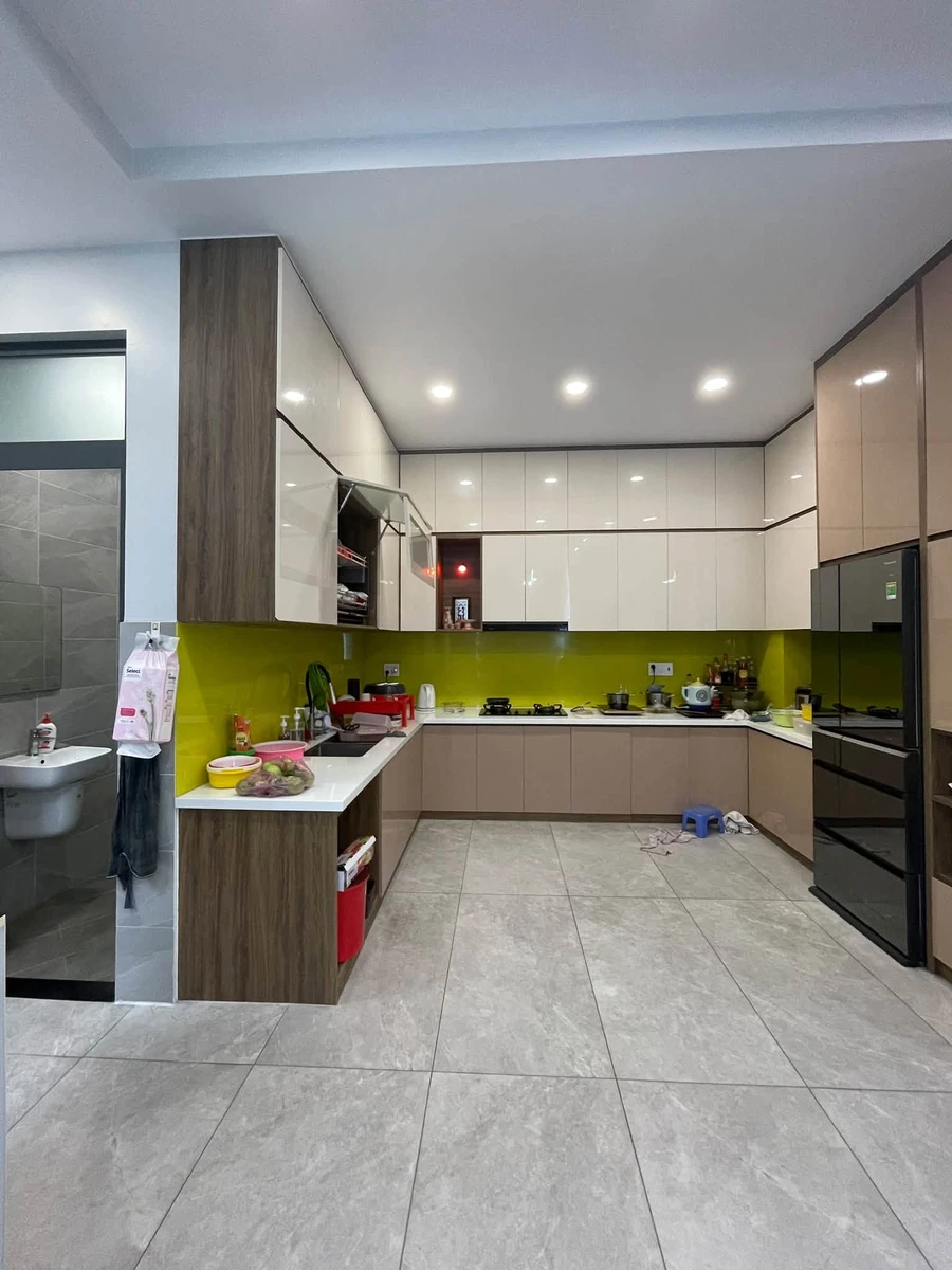 Bán nhà 3 tầng 5 phòng ngủ 112m2 Bình Tân - Ảnh thu nhỏ 4