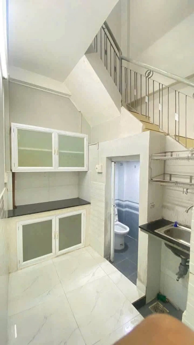 Cho thuê nhà nguyên căn Quận 10, 2PN, 35m², 13 triệu/tháng - Ảnh thu nhỏ 5