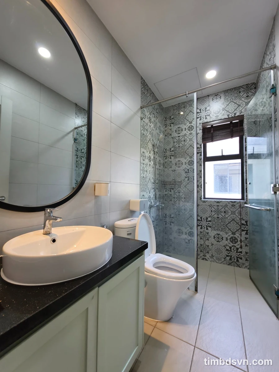 Cho thuê nhà góc 300m² 3PN 3WC gần Global City Thủ Đức 30tr/tháng - Ảnh thu nhỏ 2