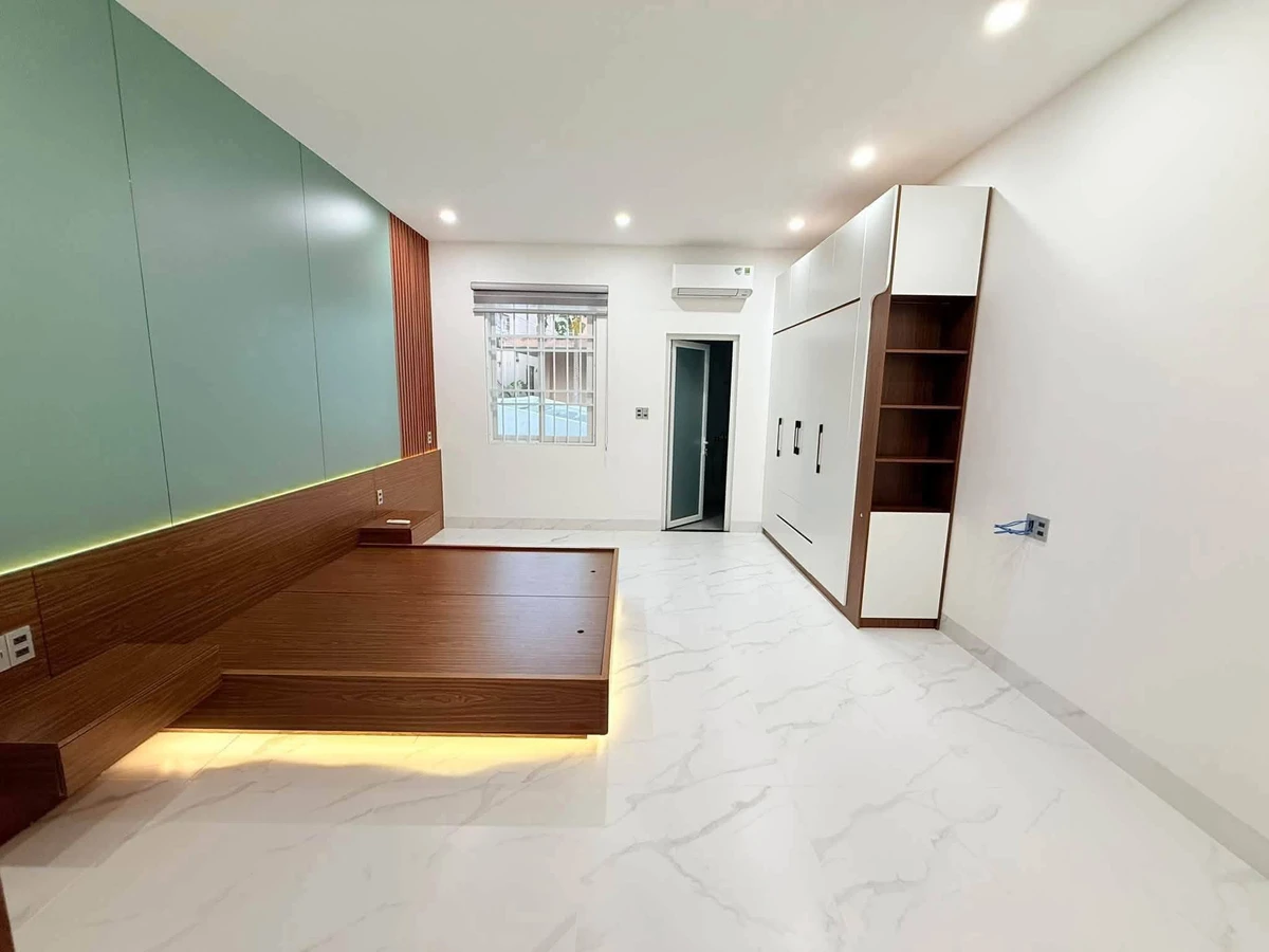 Bán nhà 2 tầng 100m² Mạc Đĩnh Chi, Phường 4, Vũng Tàu - Ảnh thu nhỏ 3