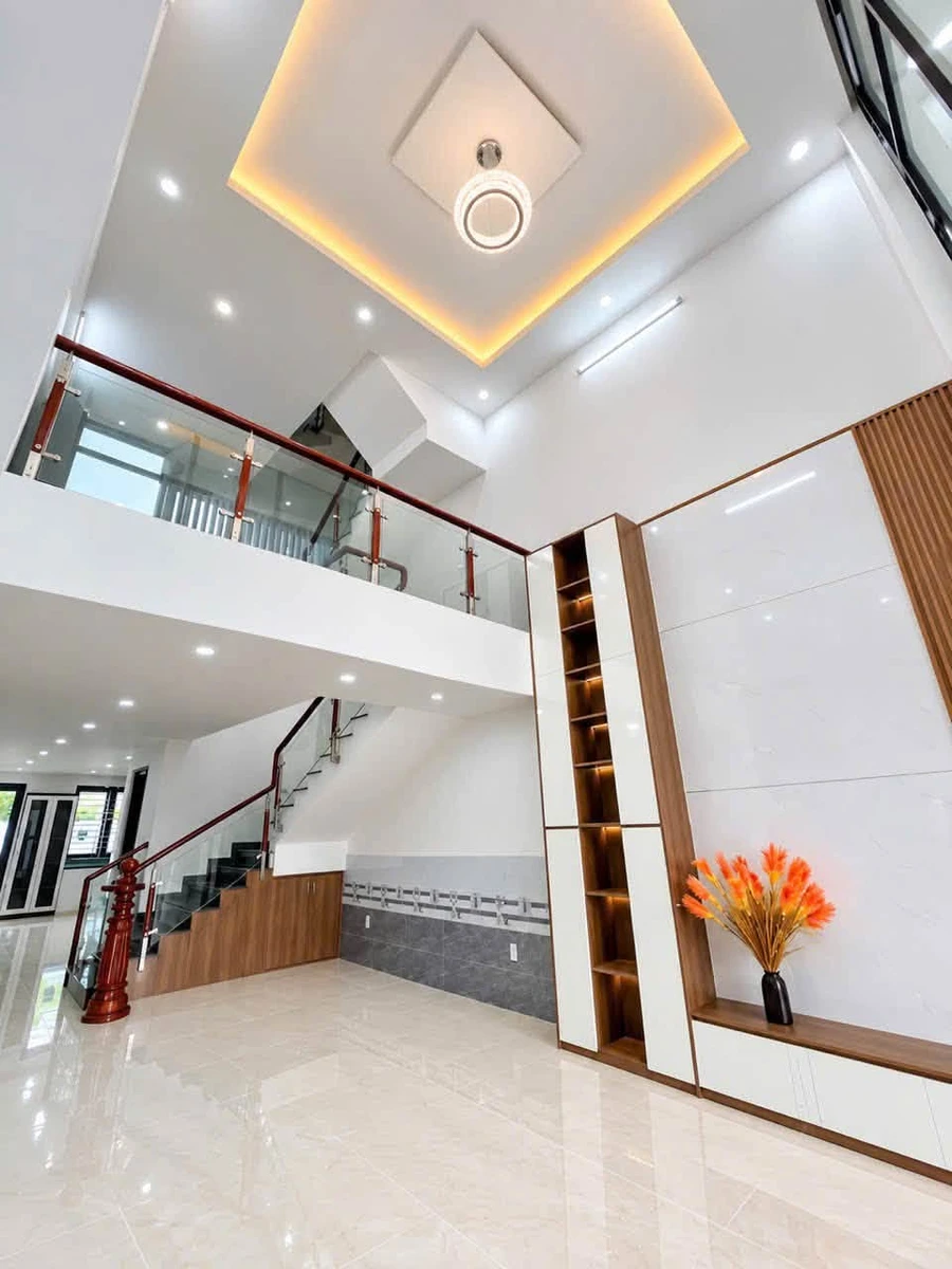 Bán nhà phố sang trọng 3PN 135m2 tại Chánh Hiệp - Ảnh thu nhỏ 4