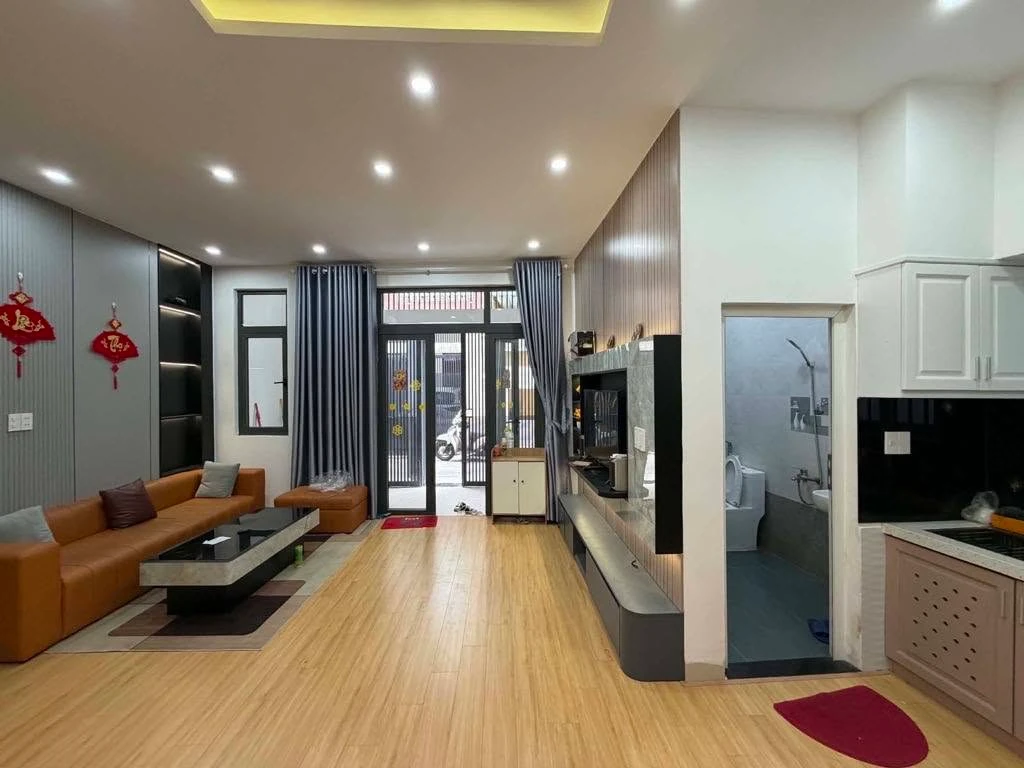 Bán nhà 3 tầng 160m² Hòa Cương Đà Nẵng 5,5 tỷ - Ảnh 1