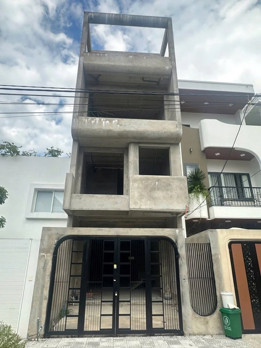 Bán nhà 4 tầng 100m2 phần thô khu đảo VIP Hòa Xuân, Đà Nẵng, giá nhỉnh 8 tỷ - Ảnh 1