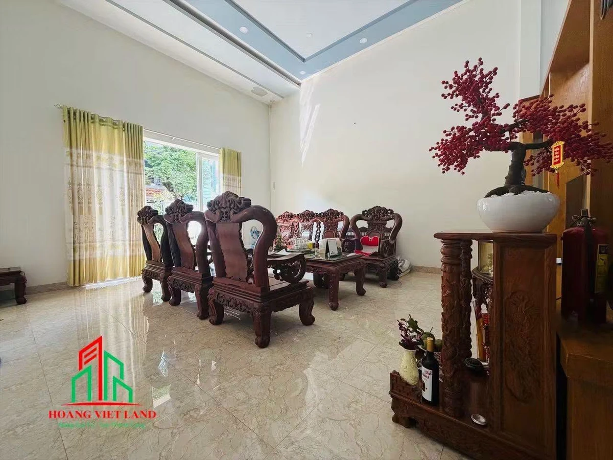 Nhà bán 10 tỷ, mặt tiền 10m, 180,5m² Quận 3 - Ảnh thu nhỏ 2