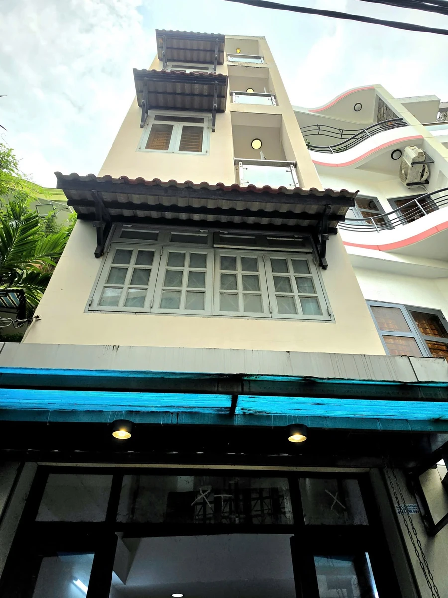 Bán nhà hẻm 39.7m² 7 phòng ngủ Phùng Văn Cung 7.2 tỷ - Ảnh 1
