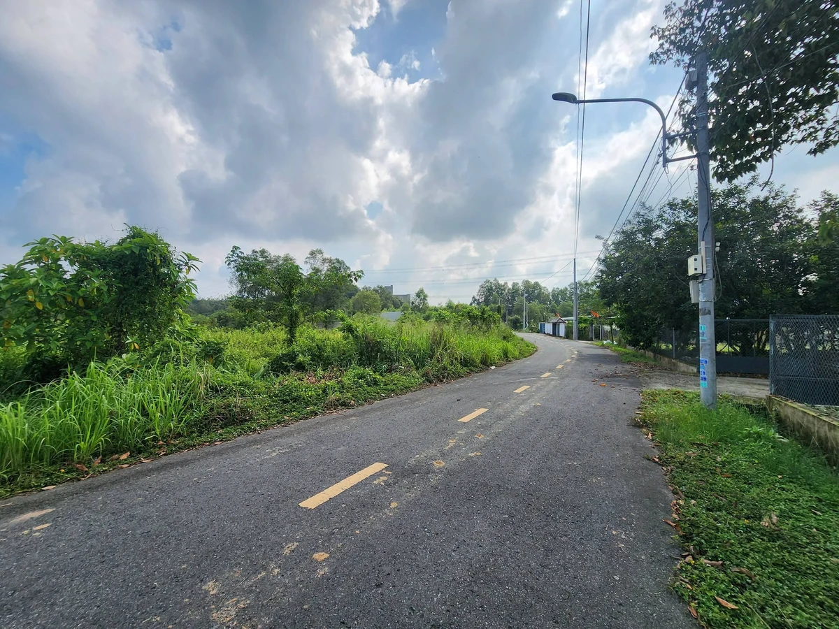 Bán đất Hóc Môn 23ha (23.000m²) mặt tiền giá 23 tỷ - Ảnh thu nhỏ 2