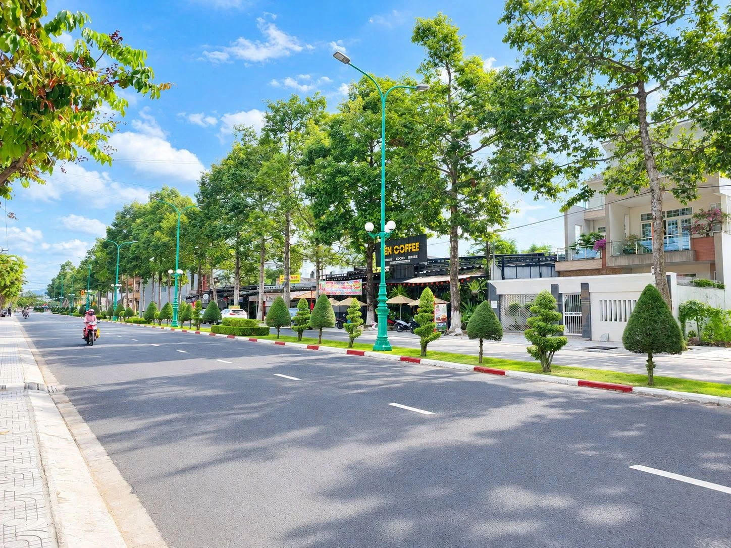 Bán đất mặt tiền Nguyễn Chí Thanh, Tây Ninh, 9.6x22m - Ảnh 1