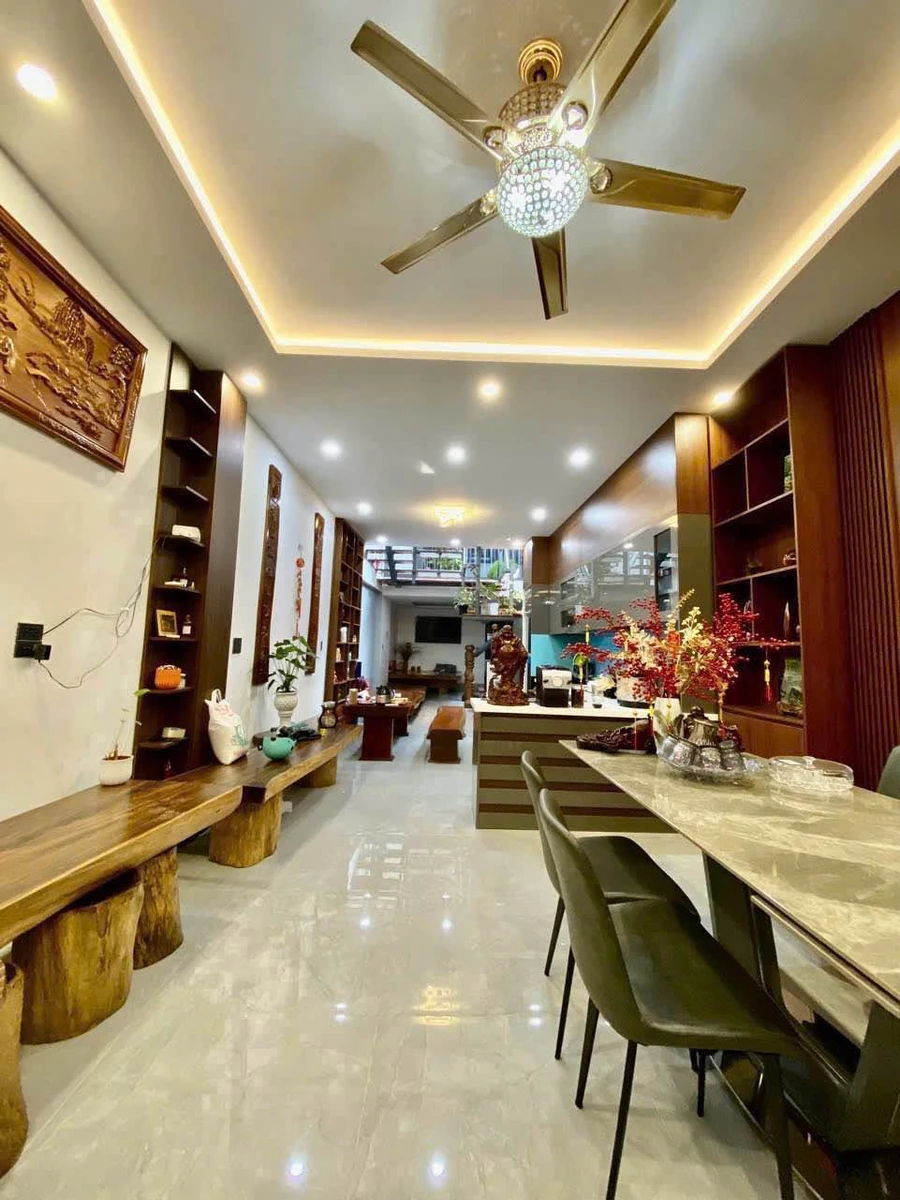Bán nhà hẻm 237 Phan Chu Trinh, trung tâm Buôn Ma Thuột, 98,9m2, giá 5,1 tỷ - Ảnh thu nhỏ 2