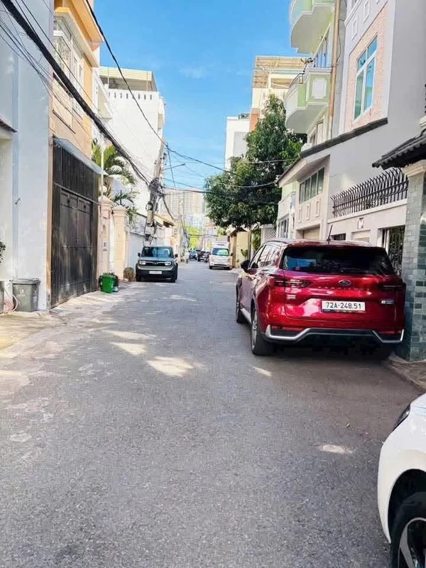 Bán 2 lô đất 141m2 đường Nguyễn Bỉnh Khiêm Vũng Tàu