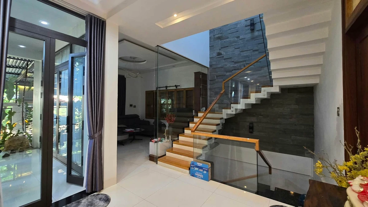 Biệt thự 3 tầng 388m² mặt tiền Phạm Văn Đồng, 17 tỷ - Ảnh thu nhỏ 4