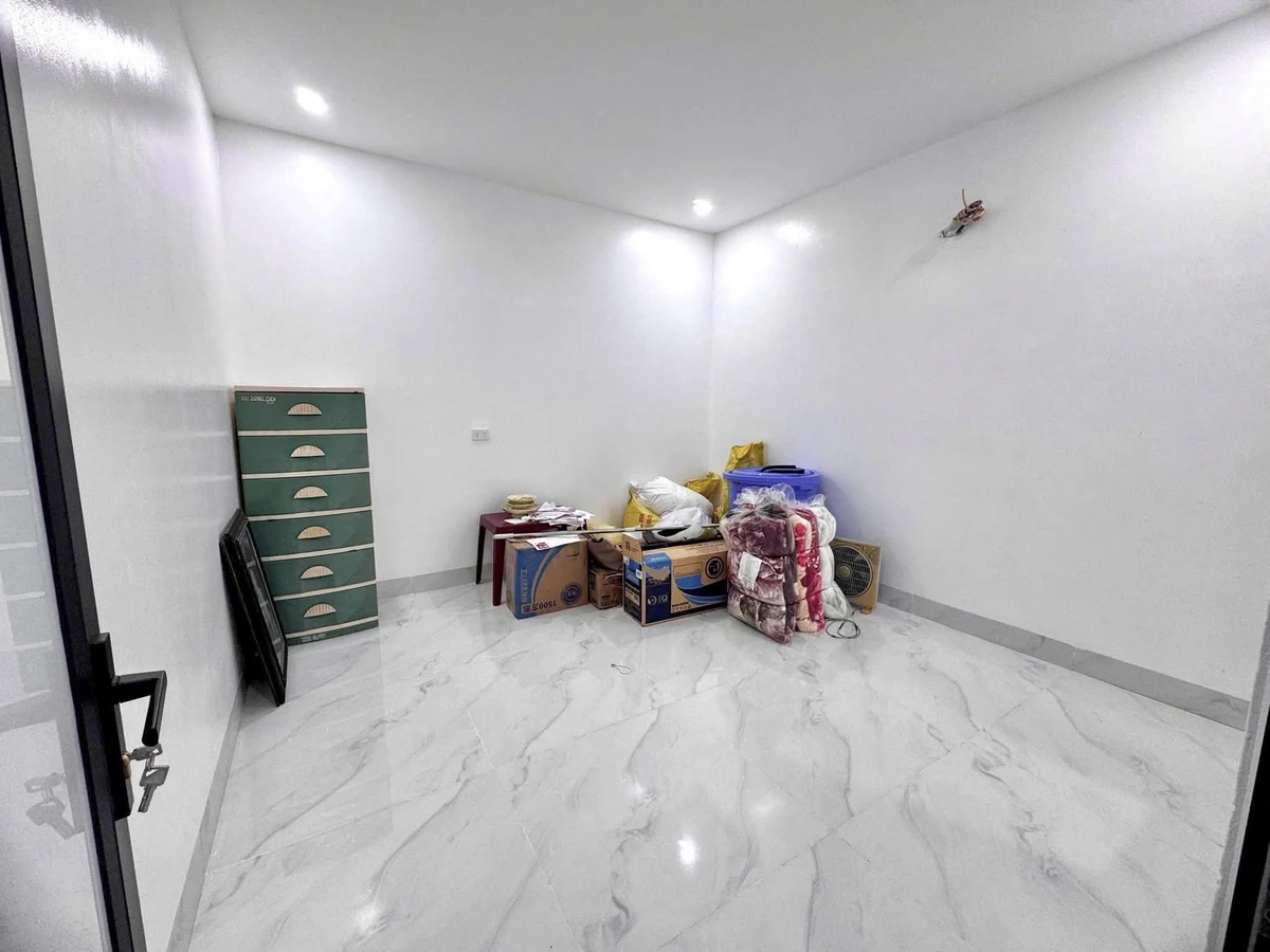 Bán nhà C4 gác lửng 100m² Vương Thừa Vũ 2 tỷ 2 - Ảnh thu nhỏ 5