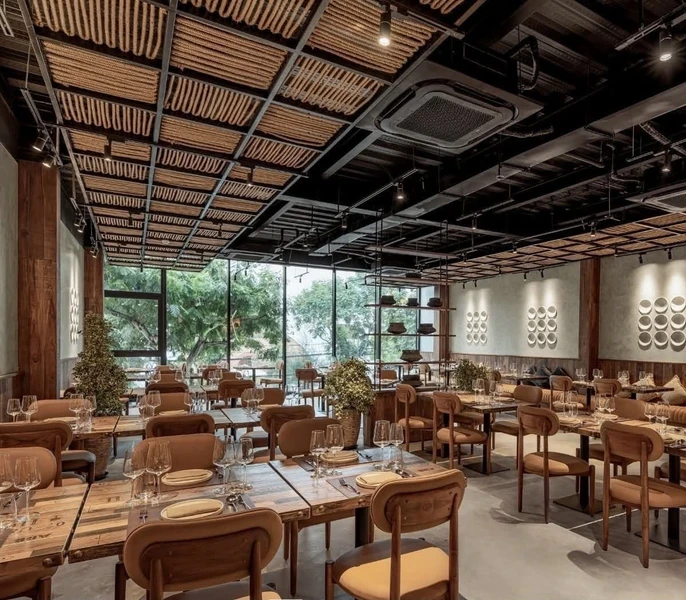 Bán nhà mặt tiền Nguyễn Văn Thoại 200m2 gần biển Mỹ Khê Đà Nẵng, giá 81 tỷ