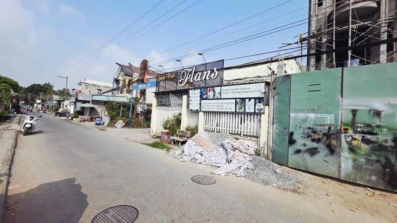 Bán nhà mặt tiền 185m2 phường Đông Hòa, Dĩ An, giá 7,89 tỷ