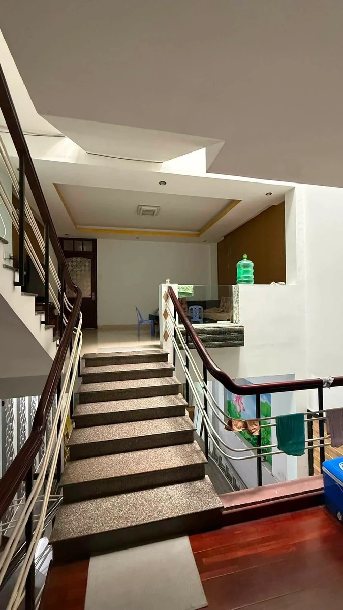 Bán nhà mặt tiền đường Bế Văn Đàn 75m2, 3 tầng, 4 phòng ngủ, giá 7,6 tỷ - Ảnh thu nhỏ 3