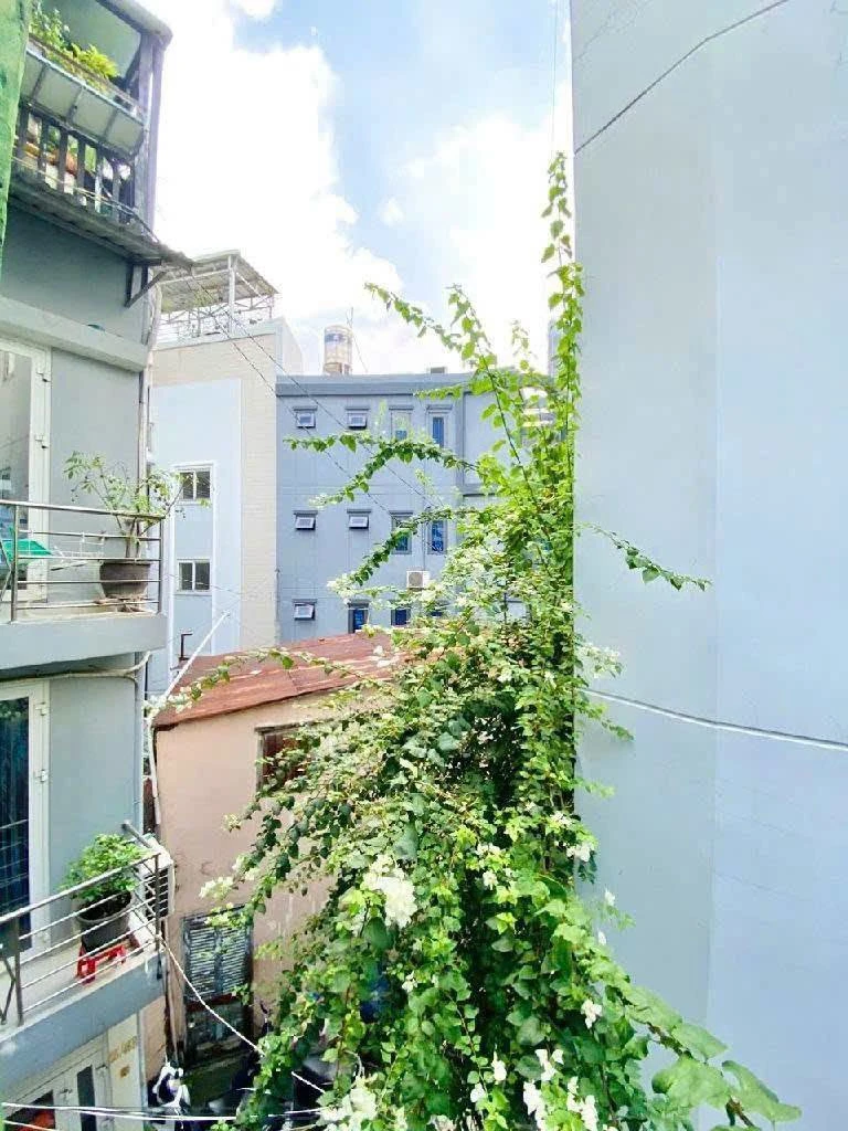 Bán nhà 3 tầng Nguyễn Bỉnh Khiêm, Quận 1, 33.6m², 8.8 tỷ - Ảnh thu nhỏ 5