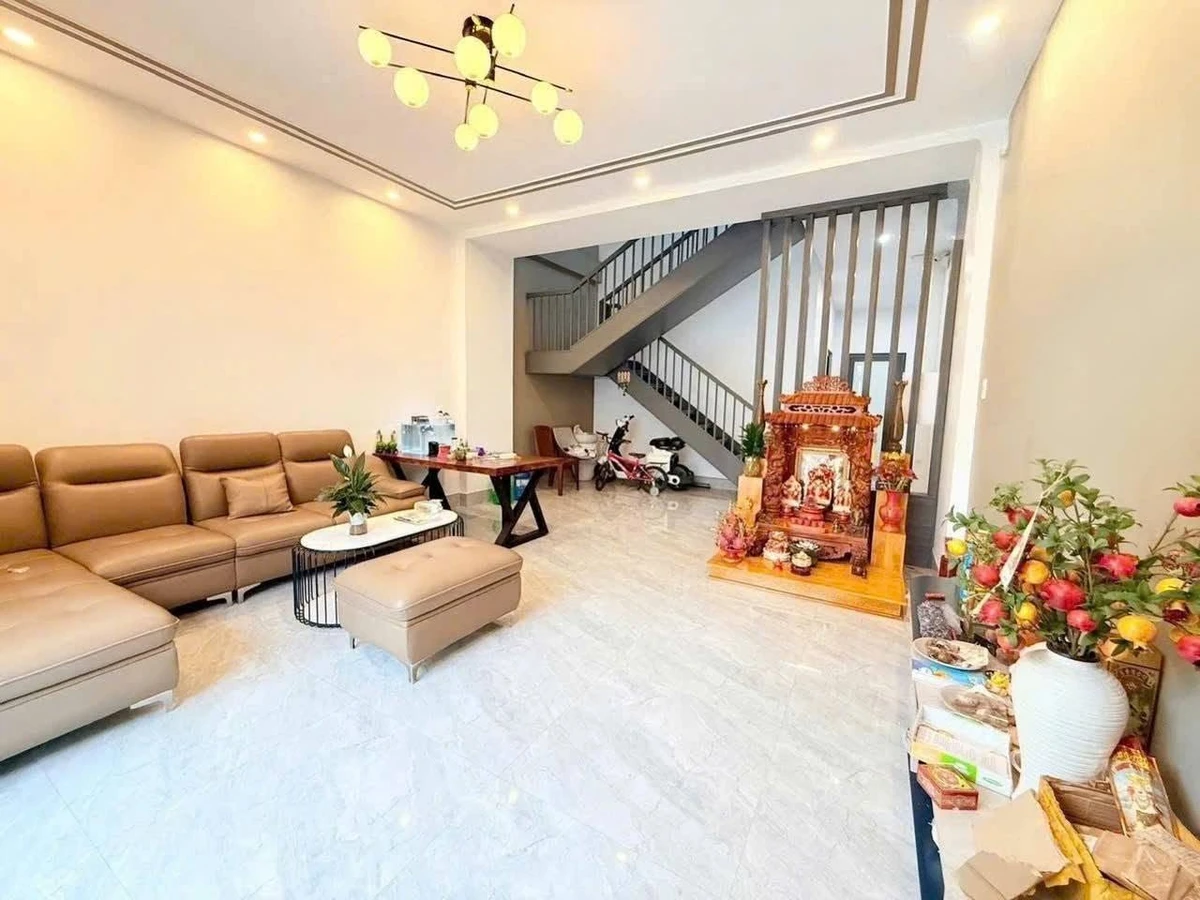 Bán nhà phố 4 phòng ngủ 200m² Văn Cao Rạch Giá - Ảnh thu nhỏ 3