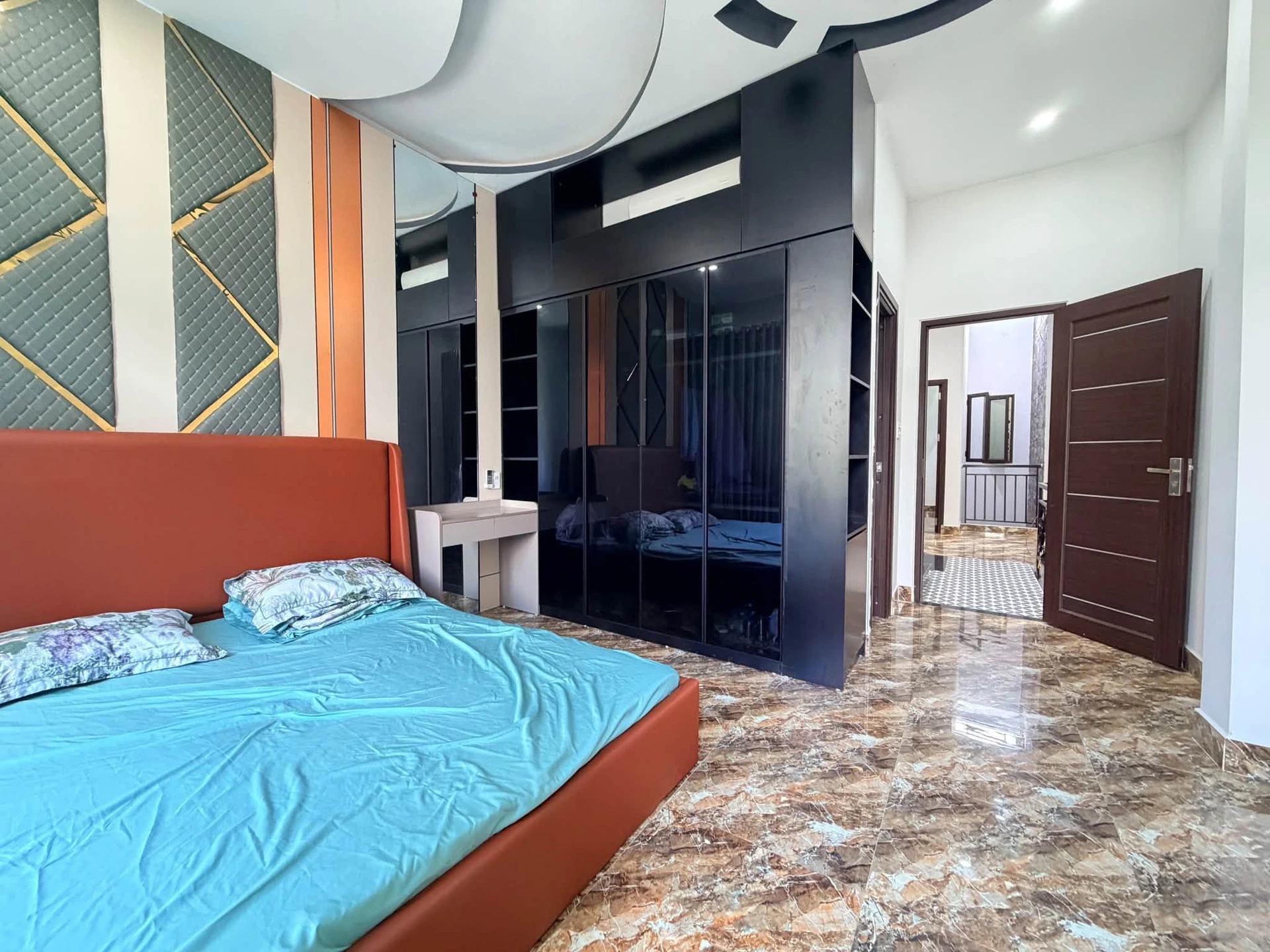 Bán nhà 3 tầng 60m² mặt tiền 7,5m kinh doanh Đà Nẵng - Ảnh 1