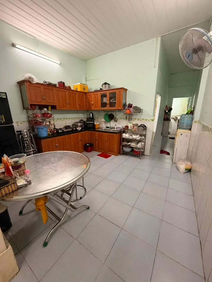 Bán nhà mặt tiền kinh doanh 120m2, 3PN, Bình Tân - Ảnh thu nhỏ 4