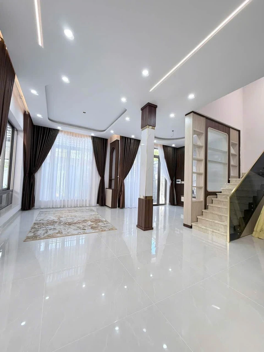Bán biệt thự mặt tiền Nguyễn Bình, Vũng Tàu 260m² 22 tỷ - Ảnh thu nhỏ 2