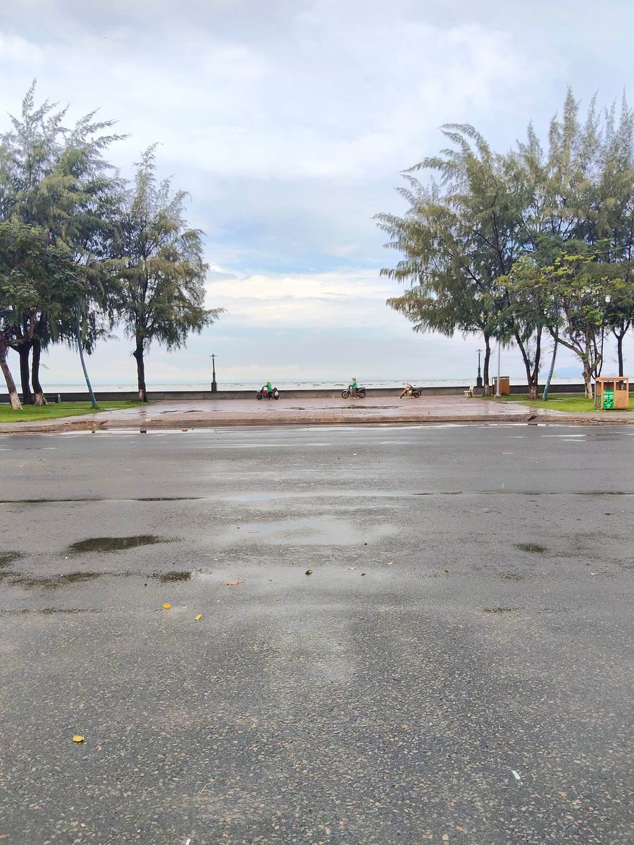 Bán đất nền mặt tiền đường Tôn Đức Thắng, view biển, 262,5m2, Rạch Giá - Ảnh thu nhỏ 2