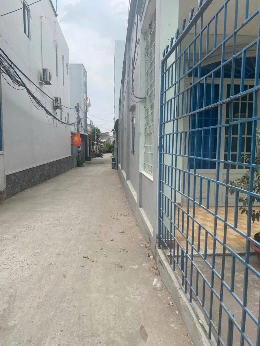 Bán nhà cấp 4 góc 2 mặt tiền 67,5m² Bình Tân 3,7 tỷ - Ảnh thu nhỏ 2