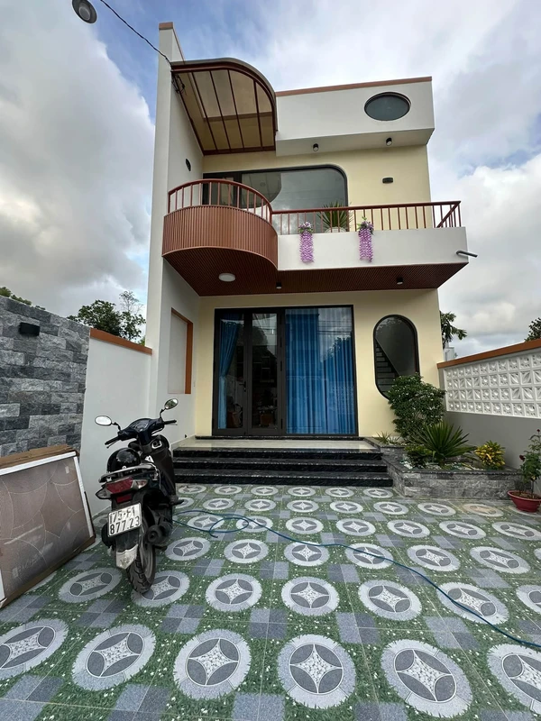 Bán nhà 3PN 100m2 mới keng Minh Mạng Huế chỉ 2 tỷ