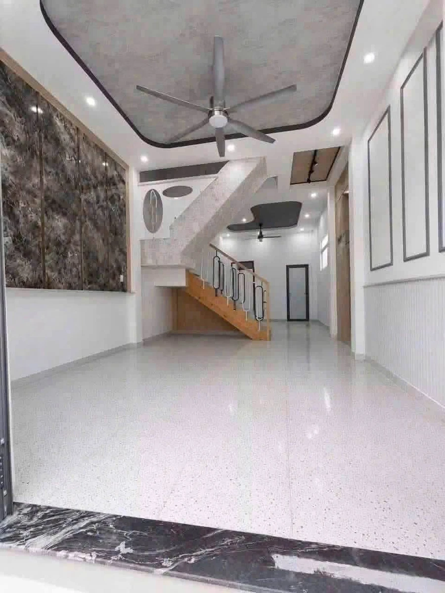 Bán nhà phố 1 trệt 3 lầu 4x10m, 4PN 3WC, sổ hồng riêng, Hiệp Thành Quận 12 - Ảnh thu nhỏ 2