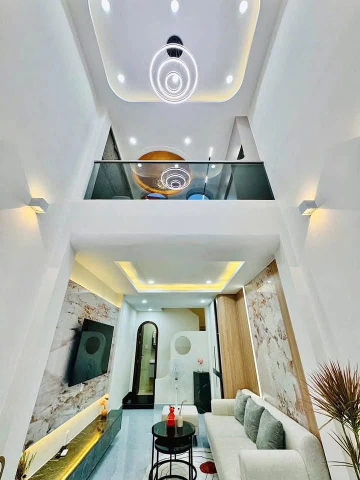 Bán nhà 5 tầng 27m² đường Bùi Hữu Nghĩa, Phường 2, Bình Thạnh, hơn 6 tỷ - Ảnh 1
