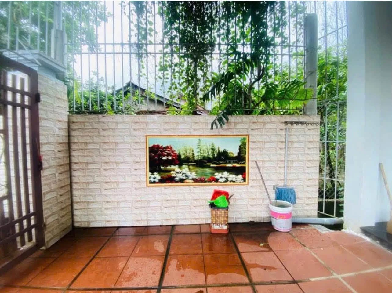 Bán nhà 2.5 tầng 145.6m2 sát mặt tiền Bùi Thị Xuân Huế - Ảnh 1
