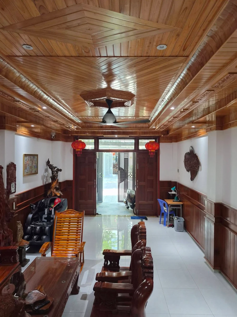 Bán nhà 3 tầng máy, 89m2, 6PN, 9,5 tỷ, Nha Trang - Ảnh 1