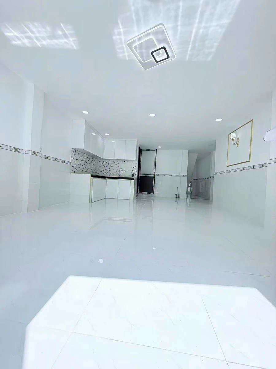 Bán nhà 4 PN, 3 WC, 85 m² đối diện Vịt Quay Hùng Trang, Quận 8 - Ảnh thu nhỏ 2
