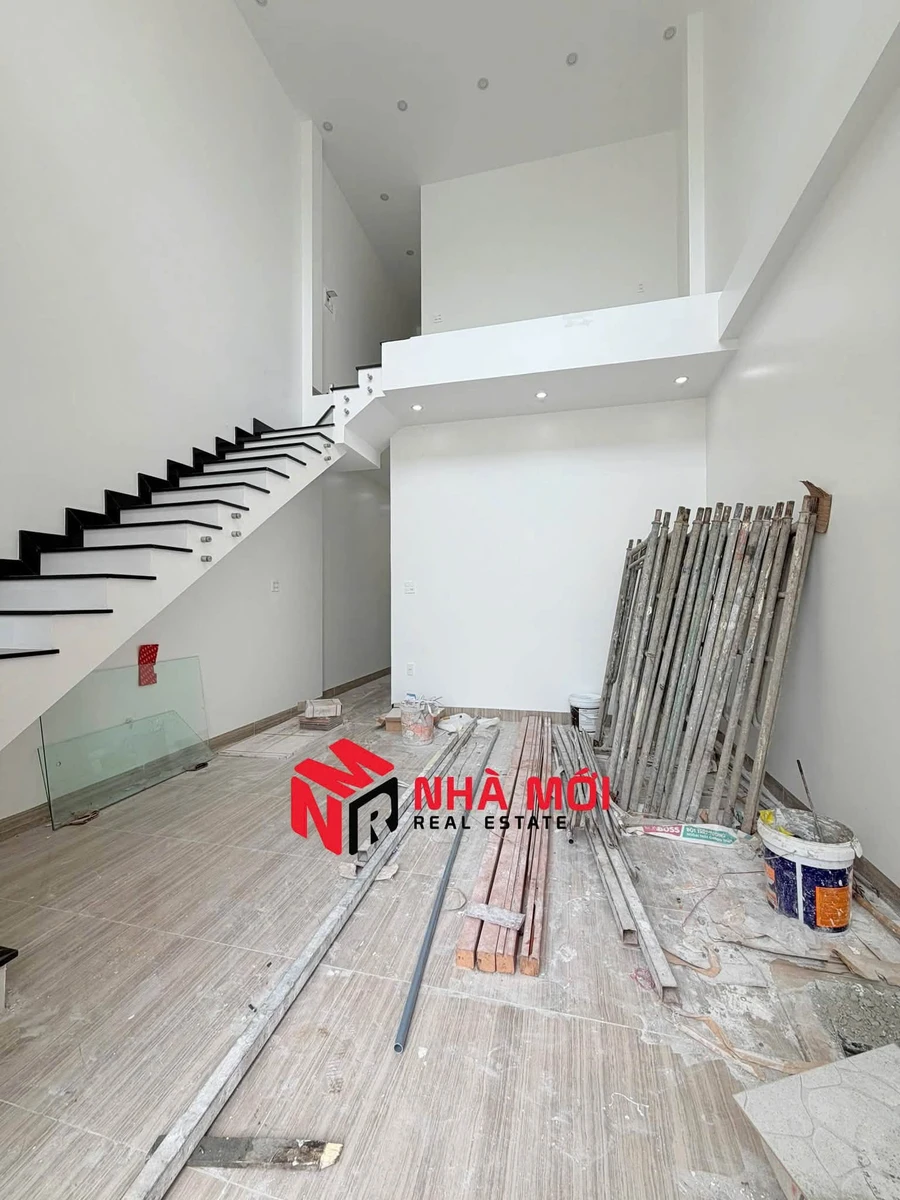 Bán nhà 1 trệt 1 lửng 3 phòng ngủ 90m2 KDC Tân Xuyên, Phường An Xuyên, Cà Mau giá 2,1 tỷ - Ảnh thu nhỏ 3