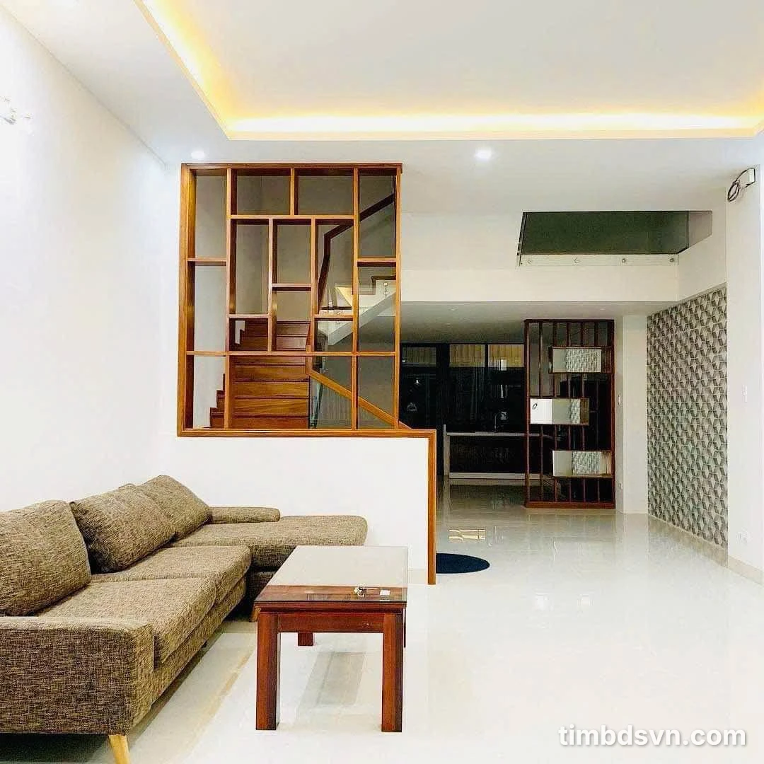 Cho thuê nhà 2 tầng 220m² 4PN Trần Hưng Đạo 40 triệu/tháng - Ảnh 1
