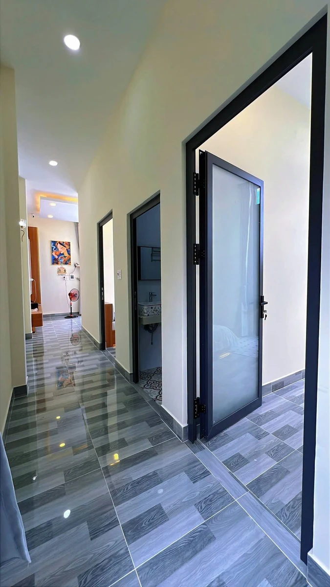 Bán nhà mới 91m2, 2 PN, 2 WC, 2 tỷ 400 triệu, gần trường Nguyễn Đình Chiểu - Ảnh thu nhỏ 4