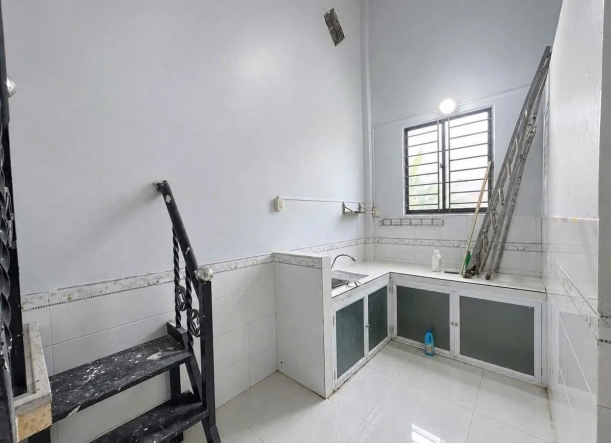 Bán nhà 2 phòng ngủ 65m² Rạch Giá An Giang 1 tỷ 200 triệu - Ảnh thu nhỏ 3