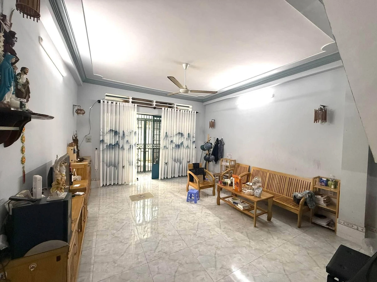 Bán nhà hẻm ô tô 3 PN, 52m2 gần biển Vũng Tàu - Ảnh 1