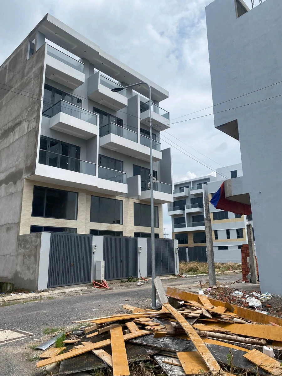 Bán nhà 1 trệt 1 lửng 3 lầu 57,64m2 đường Ngô Chí Quốc, Thủ Đức, giá 4,95 tỷ - Ảnh thu nhỏ 2