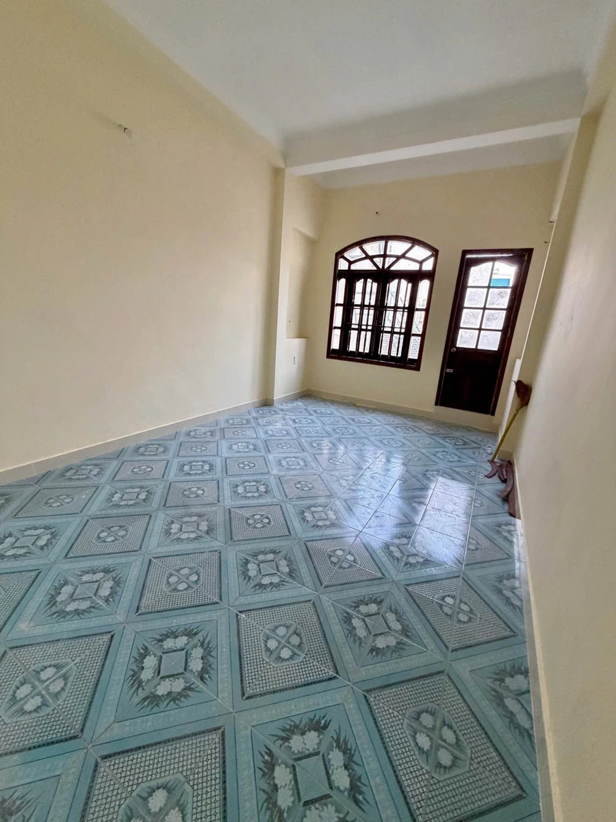 Cho thuê nhà mặt tiền 75,6m² 4PN 3WC Hoàng Văn Thụ Vũng Tàu - Ảnh thu nhỏ 5