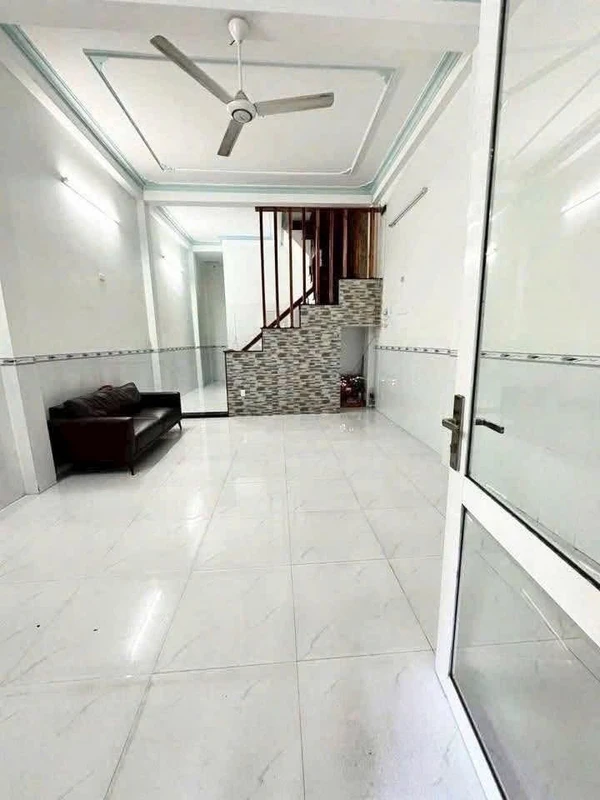 Cho thuê nhà nguyên căn mặt tiền 72m² Quy Nhơn, 12 triệu/tháng