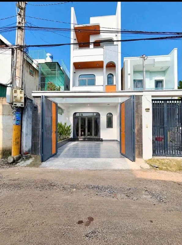 Bán nhà 3PN 180m2 Phú Mỹ Thủ Dầu Một Bình Dương