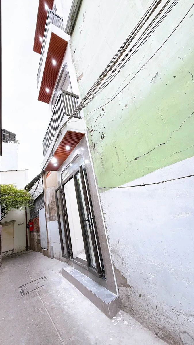 Bán nhà Quận 4, 32m² 3 tầng 3 PN, 4.980 tỷ - Ảnh thu nhỏ 2