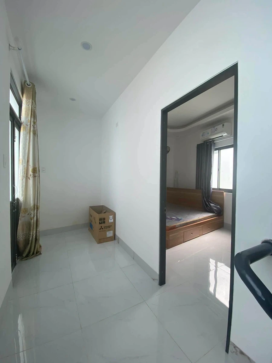 Nhà 2 tầng 37m² đường Lê Hồng Phong, Quy Nhơn, giá 2.3 tỷ - Ảnh thu nhỏ 5