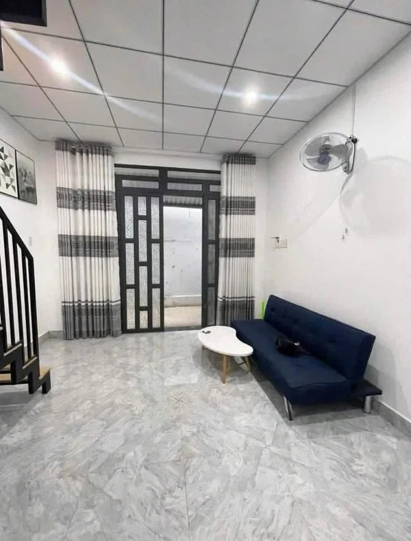 Cho thuê nhà hẻm 30m2, 1PN, 1WC, đầy đủ nội thất ở Rạch Giá