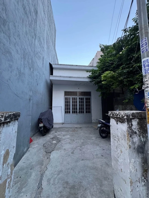 Bán nhà kiệt Trần Hưng Đạo 69m2, 1,5 tầng, 2 phòng ngủ, 2WC, giá 4,55 tỷ