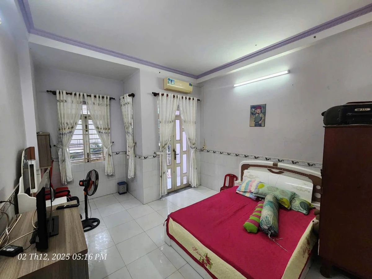 Bán nhà 2 lầu 1 trệt 84m² gần chợ Lớn Bưu Long - Ảnh thu nhỏ 2