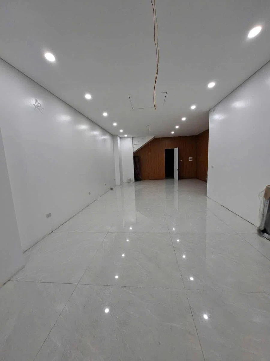 Cho thuê mặt bằng 80m² Nguyễn Cảnh Hoàn, TP Vinh - Ảnh thu nhỏ 2