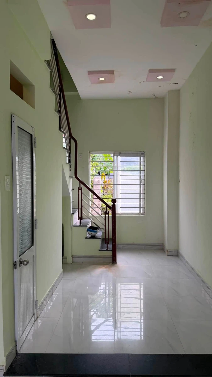 Bán nhà 3 tầng 78,72m2 Nguyễn Tất Thành, Tuy Hòa, Đắk Lắk - Ảnh thu nhỏ 4