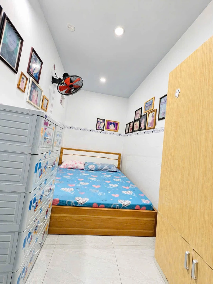 Bán nhà 3 tầng 8PN Bạch Đằng Bình Thạnh 5.6 tỷ - Ảnh thu nhỏ 4